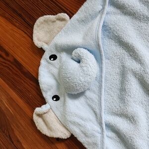 HB Elephant Hooded Baby Towel